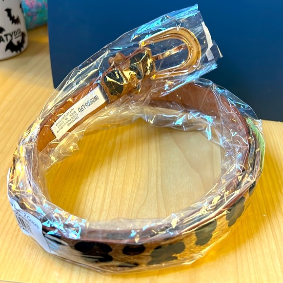 Leopard 🐆 Skinny Belt with Gold Buckle *NEW* - Picture 4 of 4